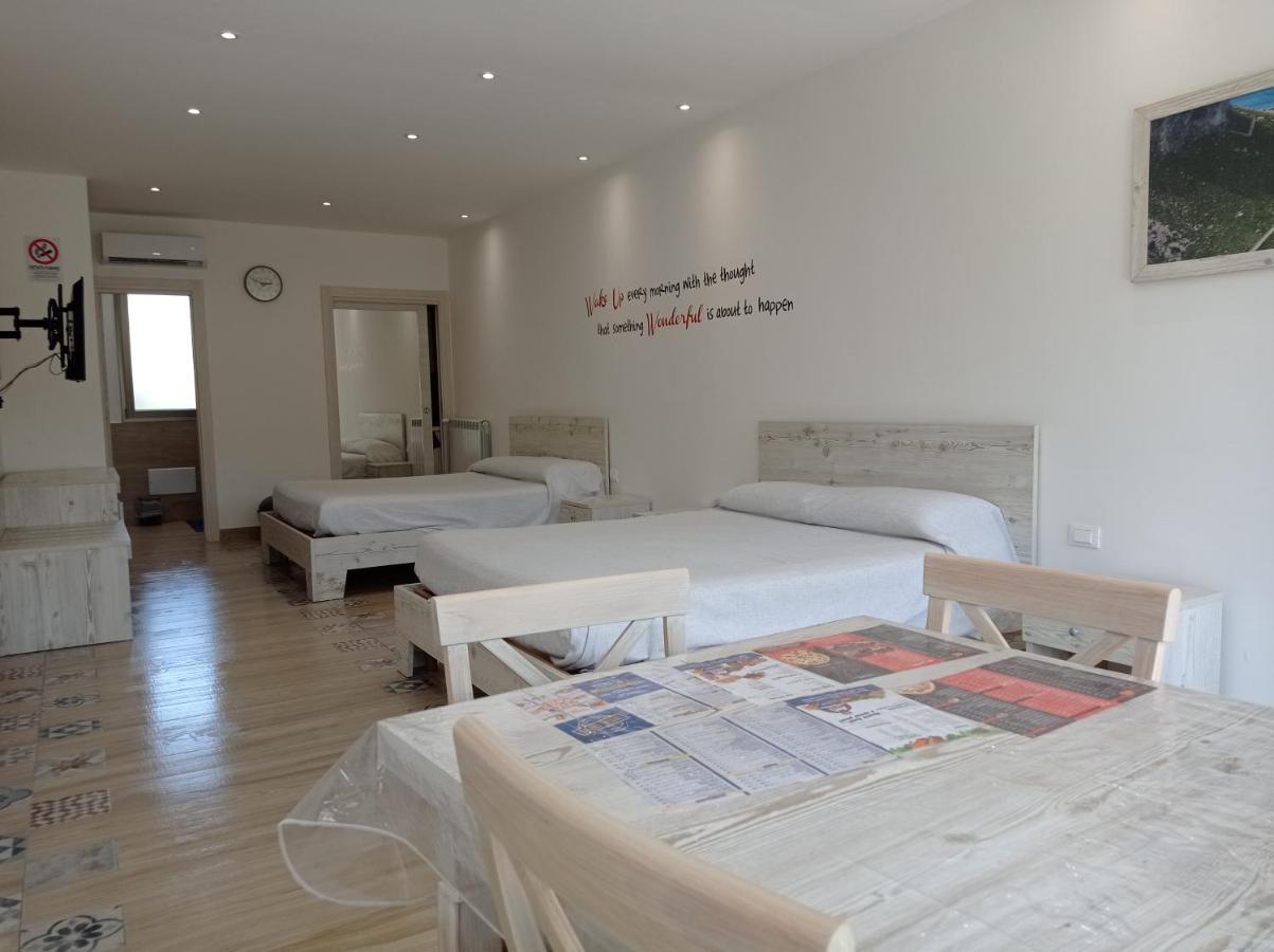 Sicily Rooms Appartamenti Carini Cameră foto